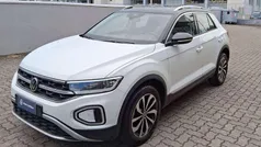 Pure white deep black perlato Usata 2022 VW T-Roc Style SUV | 22.900 € (Buon prezzo)
