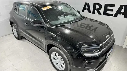 Nero Nuova 2025 Jeep Avenger Altitude SUV | 23.650 € (Buon prezzo)