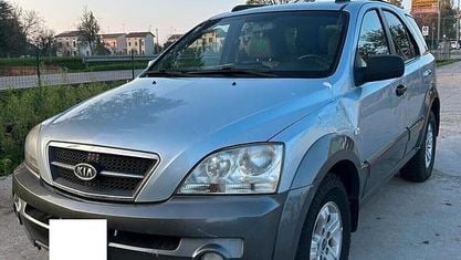 Usata Kia Sorento Active 140 CV (102 kW) 2005 Argento SUV