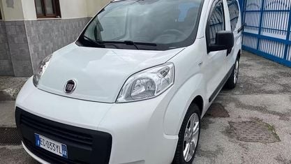 Usata Fiat Qubo Trekking 75 CV (55 kW) 2011 Bianco Monovolume