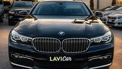 Nero Usata 2017 BMW 730L Tre volumi | 24.500 €