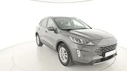 Usata Ford Kuga Titanium 120 CV (88 kW) 2024 Argento SUV