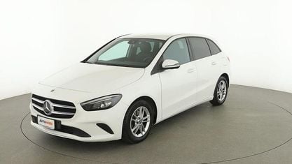 Käytetty Mercedes B200 Style 150 HP (110 kW) 2020 Valkoinen Tila-auto