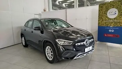 Nero Usata 2022 Mercedes GLA200 Business SUV | 31.900 € (Super prezzo)