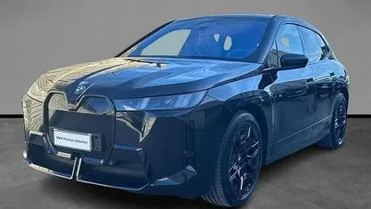 Usata BMW iX Comfort Edition 400 kW (544 CV) 2024 Nero SUV