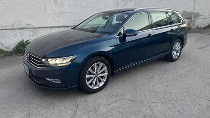 Blu Usata 2021 VW Passat Business Station wagon | 17.990 € (Buon prezzo)