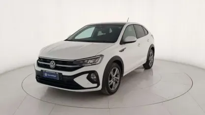 Usata VW Taigo R-line 110 CV (80 kW) 2023 Bianco pastello SUV