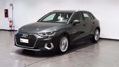 Grigio manhattan metallizzato Usata 2022 Audi A3 Advanced Due volumi | 26.900 € (Ottimo prezzo)