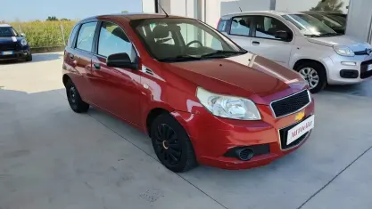 Usata Chevrolet Aveo LT 82 CV (60 kW) 2010 Rosso Berlina