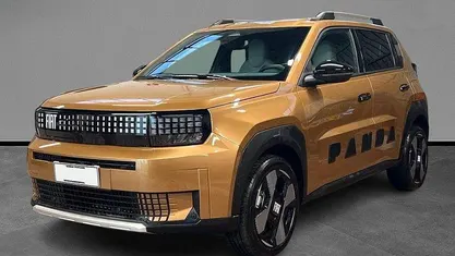 Usata Fiat Grande Panda 83 kW (113 CV) 2025 Marrone Utilitaria