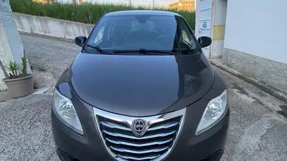 Usata Lancia Ypsilon S 95 CV (69 kW) 2012 Grigio Utilitaria