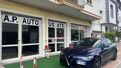Usata Alfa Romeo Giulia 150 CV (110 kW) 2018 Blu Berlina