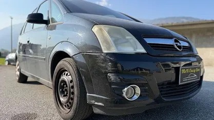 Nero Usata 2006 Opel Meriva Cosmo Monovolume | 790 € (Super prezzo)