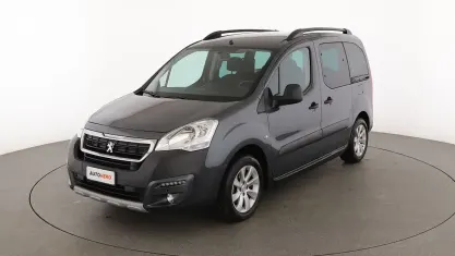 Usata Peugeot Partner Outdoor 100 CV (73 kW) 2017 Grigio