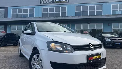 Usata VW Polo Trendline 102 CV (75 kW) 2012 Berlina