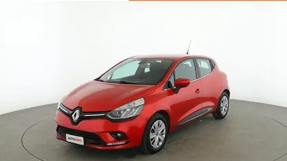Rosso Usata 2017 Renault Clio IV Zen Tre volumi | 10.199 € (Buon prezzo)