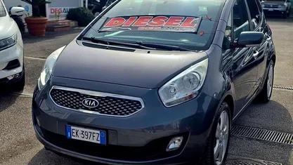 Usata Kia Venga EX 90 CV (66 kW) 2012 Utilitaria