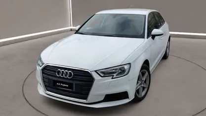 Usata 2019 Audi A3 Business Tre volumi | 15.400 € (Ottimo prezzo)