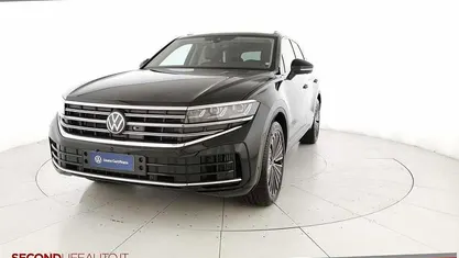 Usata 2024 VW Touareg Elegance SUV | 78.500 €