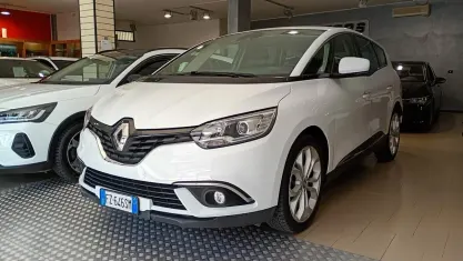 Usata Renault Grand Scénic IV 120 CV (88 kW) 2019 Bianco Monovolume