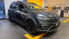 Grigio cometa Usata 2022 Dacia Jogger Extreme Monovolume | 15.950 € (Buon prezzo)