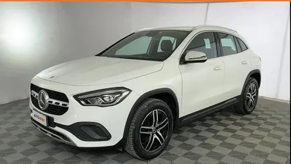 Occasion Mercedes GLA200 Progressive 150 ch (110 kW) 2023 Blanc SUV