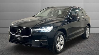 Usado Volvo XC60 Momentum 197 HP (144 kW) 2022 Preto SUV