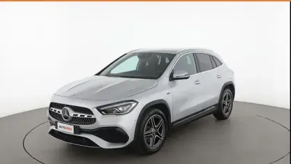 Usata Mercedes GLA250 AMG line 218 CV (160 kW) 2020 Argento SUV