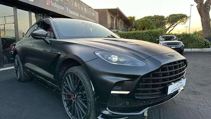 Usata 2024 Aston Martin DBX 707 SUV | 309.890 €