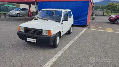 Usata Fiat 750 34 CV (25 kW) 1992 Bianco Berlina