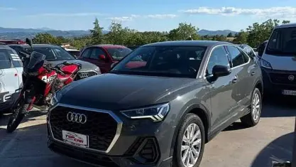 Usata Audi Q3 Business Plus 150 CV (110 kW) 2023 Grigio SUV
