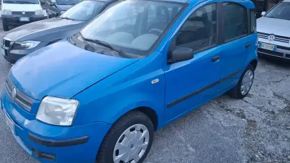Usata Fiat Panda Dynamic 69 CV (50 kW) 2006 Blu Utilitaria