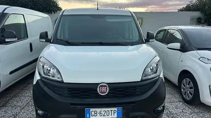 Usata Fiat Doblò 120 CV (88 kW) 2020 Monovolume