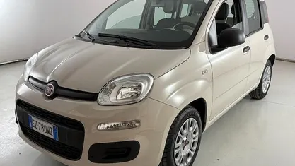 Usata Fiat Panda Pop 69 CV (50 kW) 2015 Giallo Utilitaria