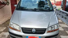 Argento Usata 2005 Fiat Idea Emotion Monovolume | 3500 € (Buon prezzo)