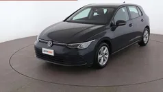 Usata 2022 VW Golf VIII Life Tre volumi | 21.499 € (Buon prezzo)