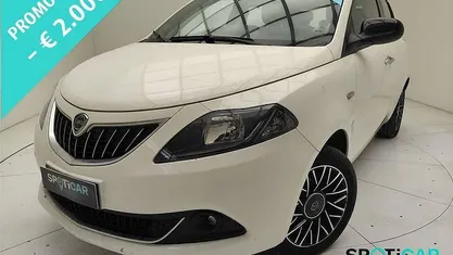 Usata Lancia Ypsilon S 69 CV (50 kW) 2024 Bianco Utilitaria
