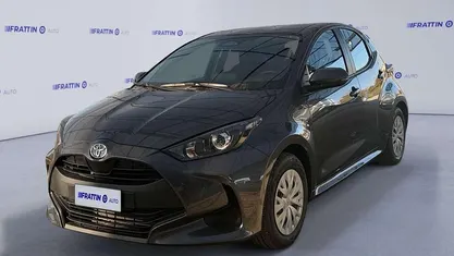 Usata 2022 Toyota Yaris Hybrid Active Utilitaria | 18.800 € (Buon prezzo)