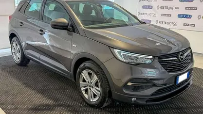 Usata Opel Grandland X Business Edition 131 CV (96 kW) 2021 SUV