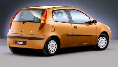 Usata Fiat Punto 80 CV (58 kW) 2000 Utilitaria
