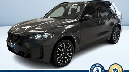 Grigio Usata 2024 BMW X5 M Sport SUV | 73.400 € (Buon prezzo)