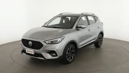 Usado MG ZS Luxury 106 CV (77 kW) 2024 Gris SUV