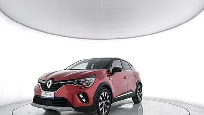 Rosso Usata 2023 Renault Captur Techno SUV | 18.900 € (Buon prezzo)