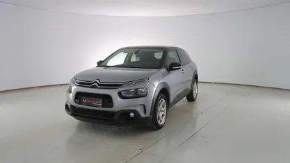Usata 2019 Citroën C4 Cactus PureTech Due volumi | 8800 € (Buon prezzo)