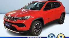 Rosso metallizzato Usata 2023 Jeep Compass Limited SUV | 26.500 € (Buon prezzo)