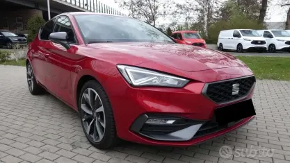 Usata Seat Leon FR 131 CV (96 kW) 2022 Rosso Berlina