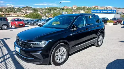 Occasion VW Tiguan Life 150 PK (110 kW) 2022 Zwart SUV