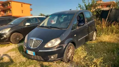 Usata Lancia Musa 77 CV (56 kW) 2009 Nero Monovolume