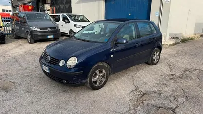 Blu Usata 2002 VW Polo Trendline Tre volumi | 900 € (Ottimo prezzo)