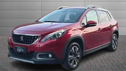 Usata Peugeot 2008 Allure 82 CV (60 kW) 2018 Rosso SUV